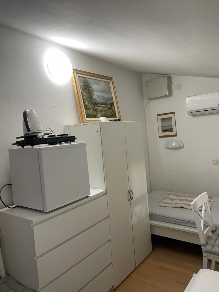 Guest House Accommodation Rupine Premantura Exterior photo